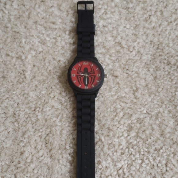 Marvel Spiderman Watch *NWOT* - Picture 2 of 4